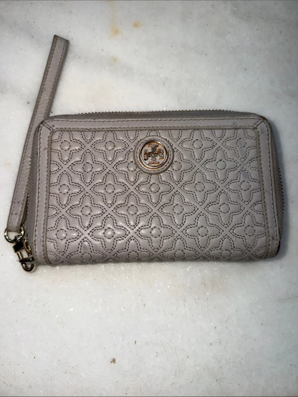 Tory Burch Bryant Quilted Wristlet/Wallet